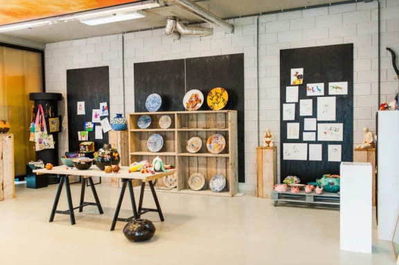 Afbeelding van de werkplek 'Het Atelier'.